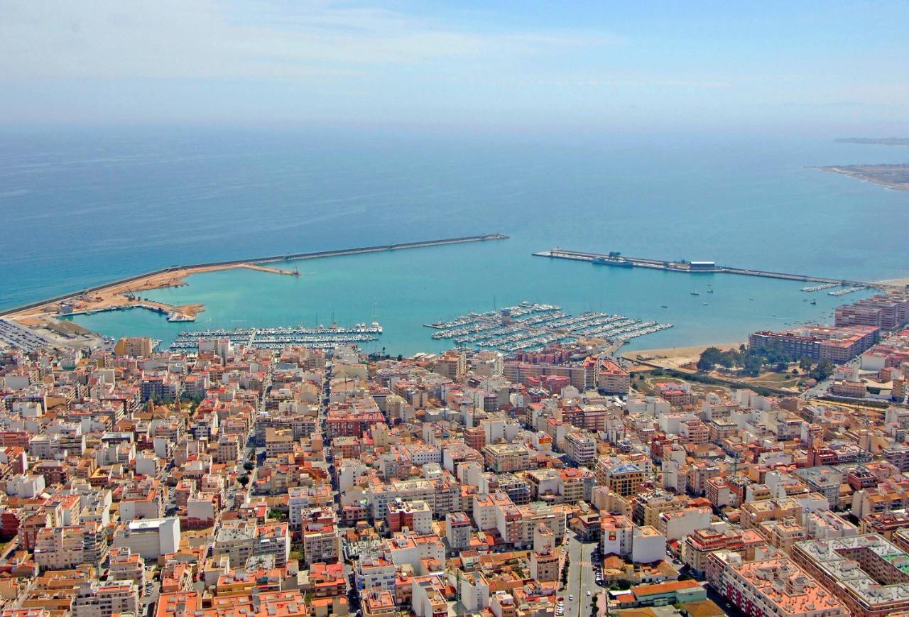 Homely Apartments Radio Murcia Torrevieja Buitenkant foto