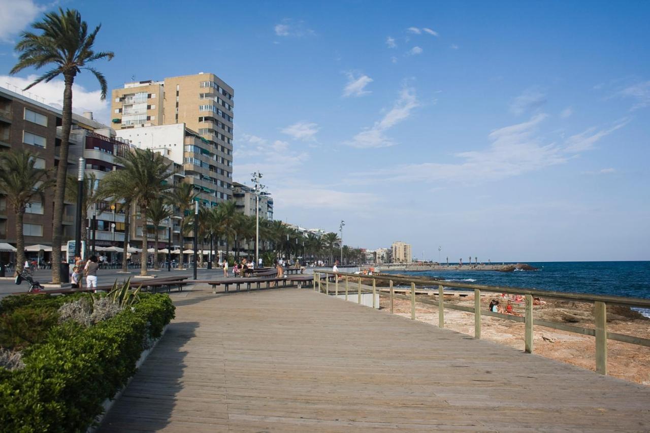 Homely Apartments Radio Murcia Torrevieja Buitenkant foto